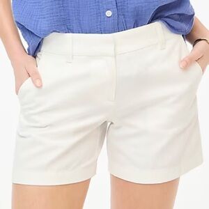 Women’s J. Crew 5" inseam classic chino shorts